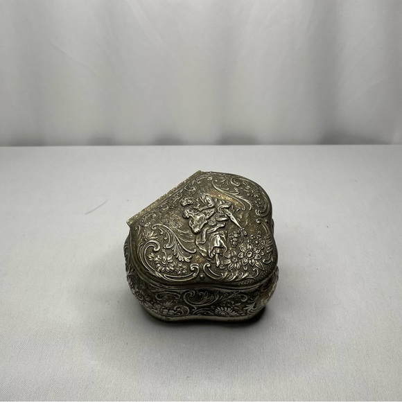 Vintage Japanese Trinket Box - Picture 2 of 3